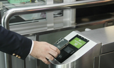 Bakı metrosunun keçidlərində NFC dəstəkləyən bank kartları ilə test rejimində ödəniş imkanı yaradılıb