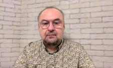 "Tramp iki vəzifədən birini yerinə yetirib"