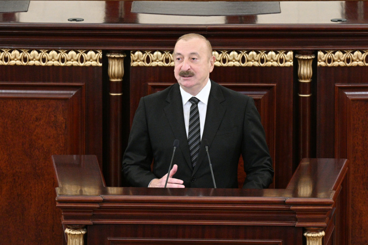 Prezident: Əminəm ki, Azərbaycan alimləri bundan sonra da ölkəmizin uğurlu inkişafına öz töhfələrini verəcəklər