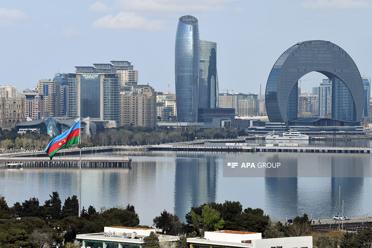 Oktyabr ayında havanın temperaturu normadan yuxarı olub