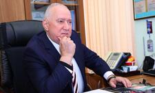 Füzuli Teatrının direktoru xəstəxanadan evə buraxılıb