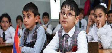 Ermənistanda Türk dilini tədris etmək istəyən məktəblərin sayı artıb, kadr çatışmazlığı var