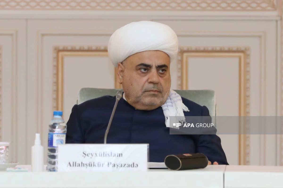 Allahşükür Paşazadə Roma Papası ilə görüşündə 8 noyabr Zəfərindən danışıb