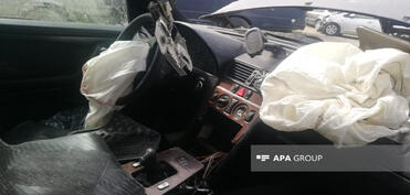 Balakəndə maşın maneəyə çırpılıb, sürücü ölüb