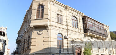 Riad Qasımov: Bakıda hansısa tarixi abidənin sökülməsinə yol verilmir