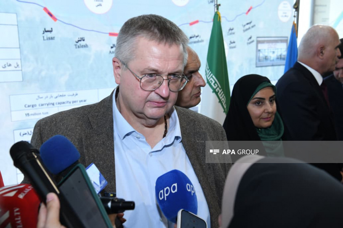 Overçuk: Azərbaycan və Gürcüstandan keçən Rusiya-Ermənistan dəmir yolu əlaqəsi sülhə töhfədir