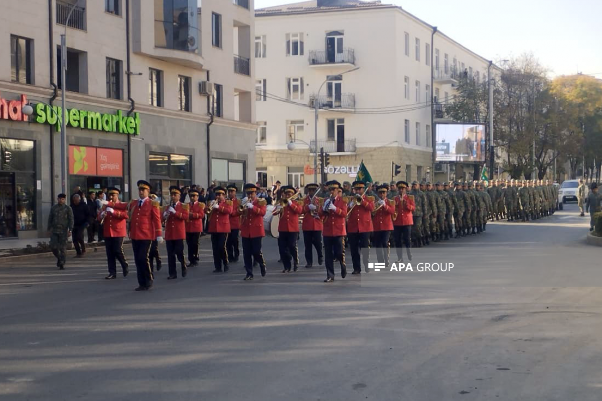 Xankəndidə hərbçilərin yürüşü başlayıb  - FOTO