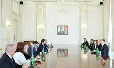 Prezident İlham Əliyev Slovakiya müdafiə nazirini qəbul edib