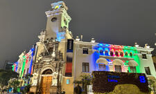 Limada bələdiyyə binası Azərbaycan bayrağının rəngləri ilə işıqlandırılıb