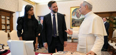 KİV: ABŞ-ın vitse-prezidenti Roma Papası ilə Türkiyənin İznik şəhərinə gedəcək