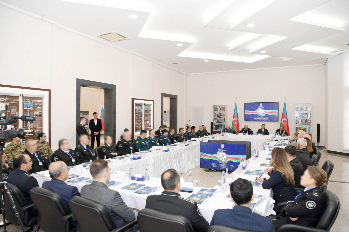 DTX Akademiyasında “Zəfər Günü” və “Konstitusiya və Suverenlik İli”nə həsr olunmuş konfrans keçirilib