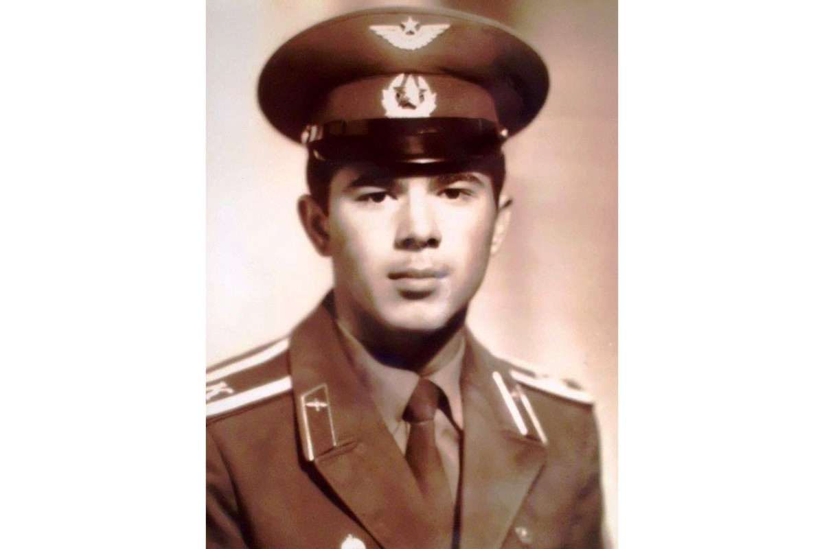 Azərbaycanın ilk hərbi təyyarəçisi baş leytenant Vaqif Qurbanova Milli Qəhrəman adı verilib