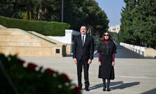 Prezident İlham Əliyev və Mehriban Əliyeva Şəhidlər xiyabanını ziyarət ediblər - FOTO