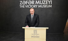 Prezident və birinci xanım Bakıda Zəfər muzeyinin açılışında iştirak ediblər  - FOTO