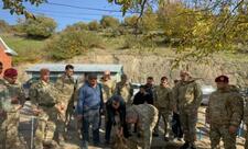 Xüsusi Təyinatlı Qüvvələrin qaziləri, Milli Qəhrəman Pəncəli Teymurovun  anasını  ziyarət edib, qurban kəsdilər - FOTO