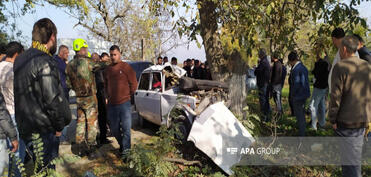 Qubada toy karvanında ağır qəza olub, ölən və yaralanan var - FOTO