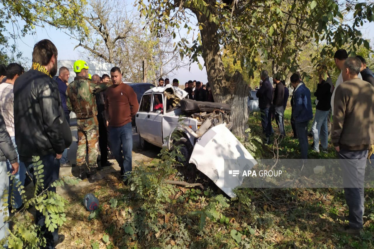 Qubada toy karvanında ağır qəza olub, ölən və yaralanan var - FOTO
