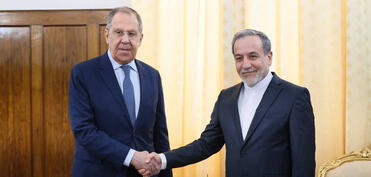 Lavrov və Əraqçi Aİ-3-ün İran əleyhinə kampaniyasını müzakirə ediblər