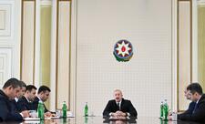 Hər bir rəhbər şəxs üçün əsas meyarlar xalqa xidmət etmək, xalqla bir yerdə olmaqdır