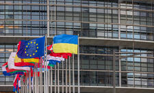 Dörd Avropa ölkəsi Aİ-yə qarşı məhkəmə iddiası hazırlayır