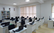 Son 5 ildə qəzalı məktəblərin sayı 2,5 dəfə azalıb