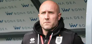 "Neftçi"nin baş məşqçisi dörd oyunluq cəza alıb