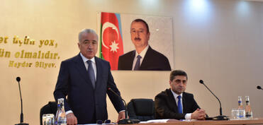 Qaxın yeni icra başçısı kollektivə təqdim edilib