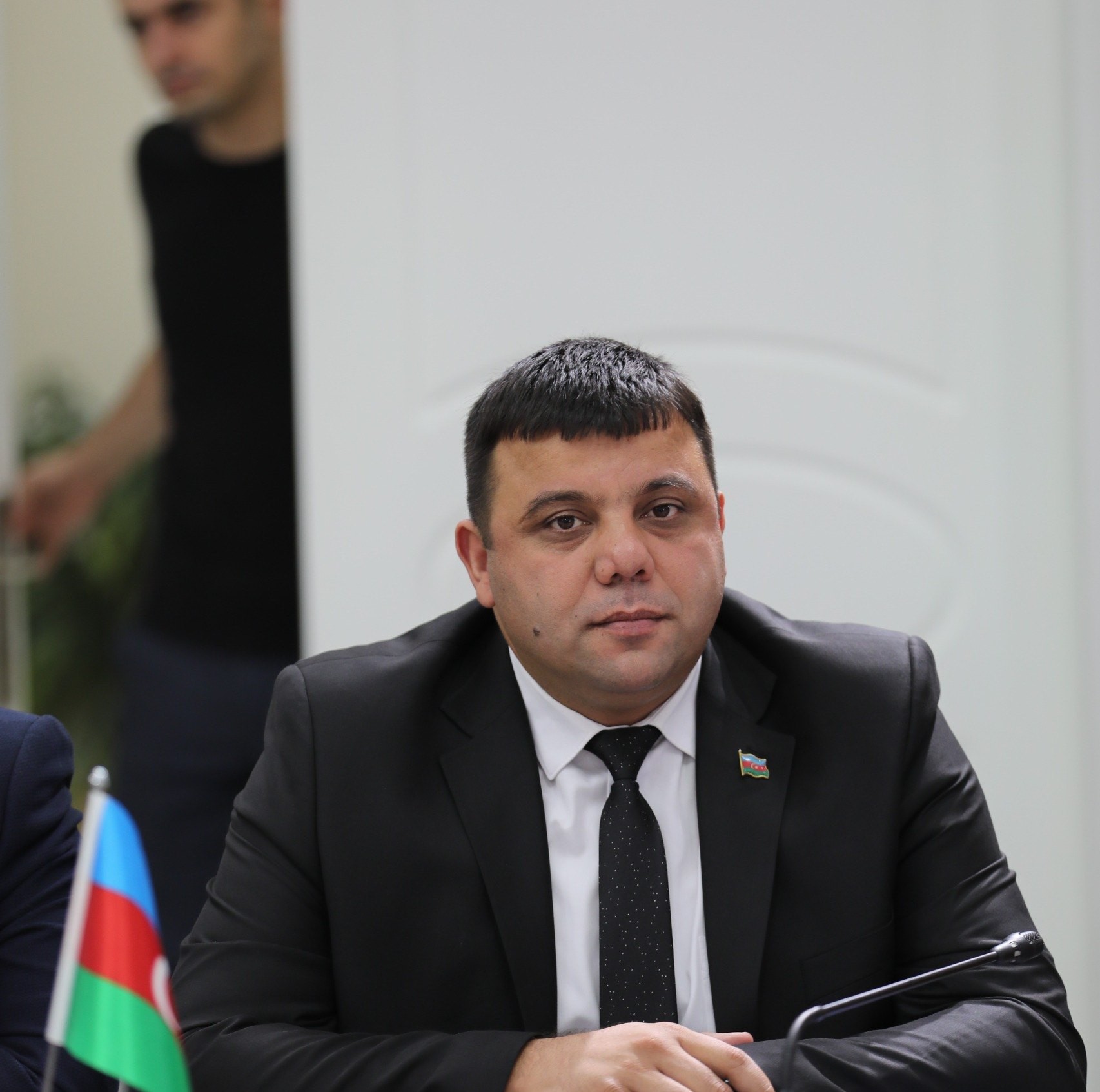 “Qərb müharibənin uzanmasını istəyir”