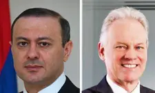 Qriqoryan Avropa Komissiyasının rəsmisi ilə telefon danışığı aparıb