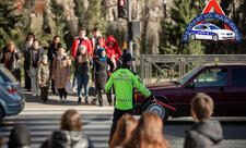 Yol polisi piyadalara xəbərdarlıq edib