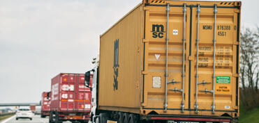 Paşinyan: Yük maşınlarının Türkiyədən Azərbaycana və geriyə tranzitini təklif edirik, çünki o hazırdır