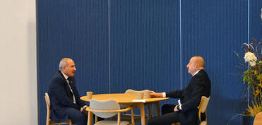 Azərbaycan və Ermənistan liderləri Kopenhagendə “Tramp marşrutu” üzrə elektrik xətləri ilə qaz kəmərinin tikintisini müzakirə edib