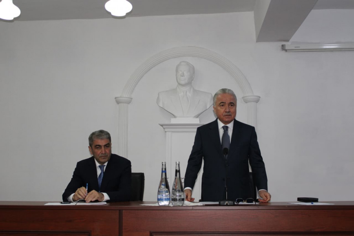 Balakənin yeni icra başçısı kollektivə təqdim edilib