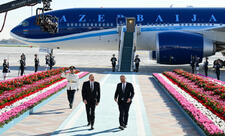 Prezident İlham Əliyev Özbəkistana səfərə gəlib