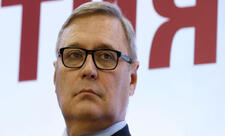 Rusiyanın keçmiş baş naziri terrorçular və ekstremistlər siyahısına daxil edilib