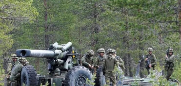 Finlandiyada Rusiya sərhəddi yaxınlığında artilleriya təlimləri başlayıb