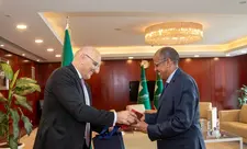 Elçin Əmirbəyov Afrika İttifaqı Komissiyasının sədri Mahmud Əli Yusuf ilə görüşüb