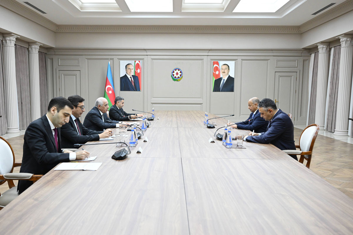 Əli Əsədov Beynəlxalq Su İdman Növləri Federasiyasının prezidenti ilə görüşüb