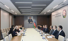 Ceyhun Bayramov ABŞ dövlət katibinin siyasi məsələlər üzrə müavini ilə görüşüb