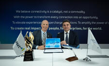 AZAL və “Viasat” təyyarələrin yüksəksürətli internetlə təchiz edilməsinə dair saziş imzalayıb