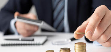 İqtisadiyyat naziri: Aşağı gəlirlərə aşağı vergi dərəcəsi tətbiq olunacaq