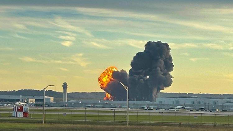 ABŞ-da yük təyyarəsi qəzaya uğrayıb: 7 ölü, 11 yaralı var