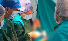 Sabunçu Tibb Mərkəzində süni oynağın qoyulması əməliyyatına başlanılıb