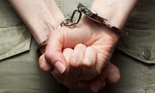 Bakıda çalışdığı evdən 50 min manatlıq oğurluq etməkdə şübhəli bilinən qadın saxlanılıb