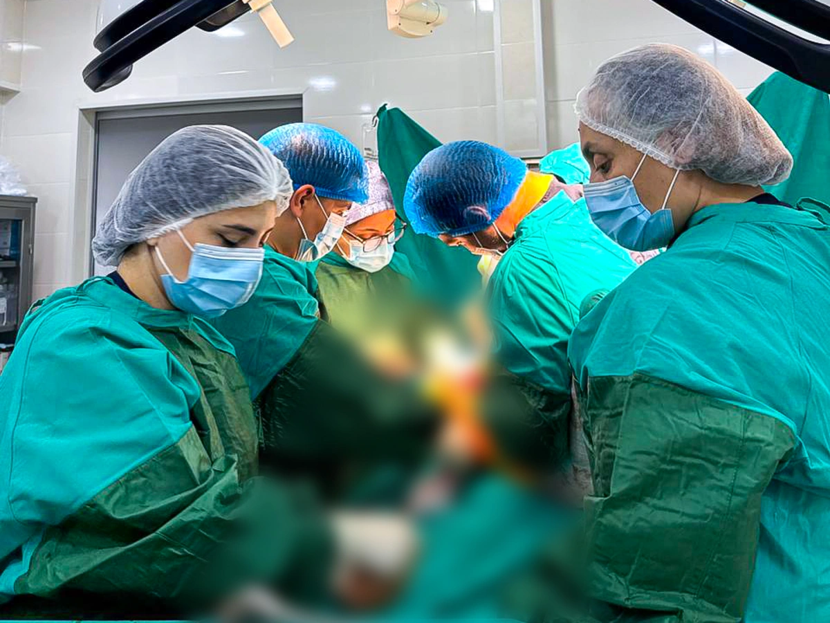 Sabunçu Tibb Mərkəzində süni oynağın qoyulması əməliyyatına başlanılıb