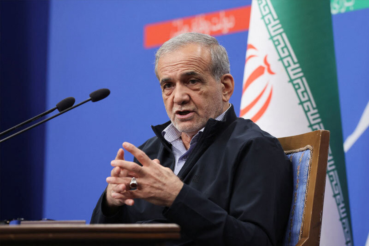 Pezeşkian: İran İsraillə 12 günlük müharibə zamanı müttəfiqlərindən dəstək almayıb