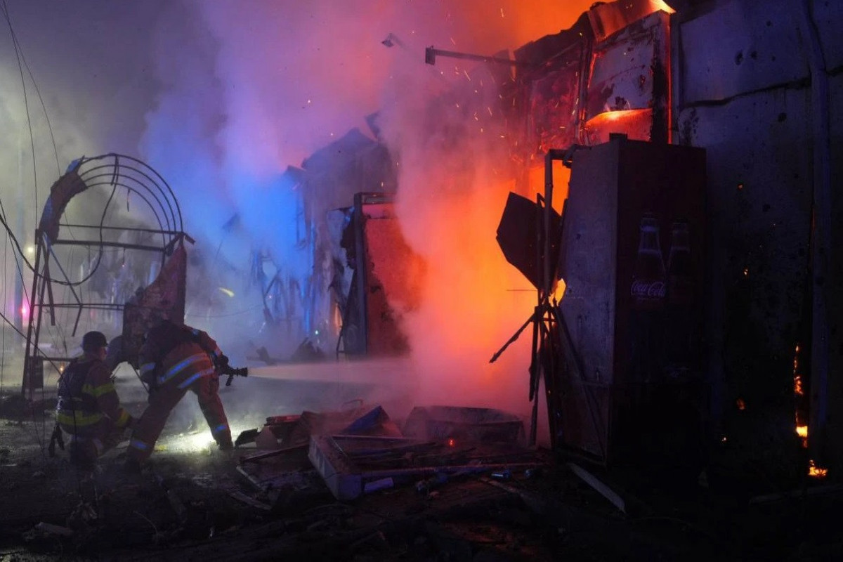 Rusiya ordusunun Zaporojyeni atəşə tutması nəticəsində 5 nəfər ölüb