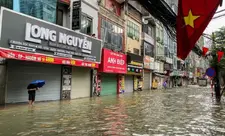 Vyetnamda daşqın və torpaq sürüşmələri 55 nəfərin həyatına son qoyub