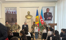 Kişineuda Zəfər Günü ilə bağlı vətənpərvərlik mövzusunda müzakirələr aparılıb