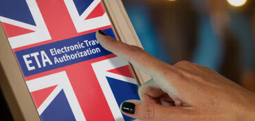 Böyük Britaniya 2026-cı ildən elektron səyahət icazəsi sistemini məcburi tətbiq edəcək